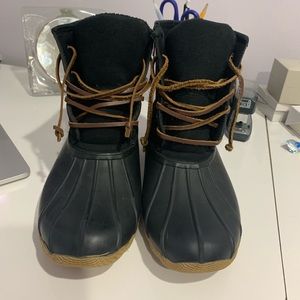 Mix No. 6   duck/ rain boots